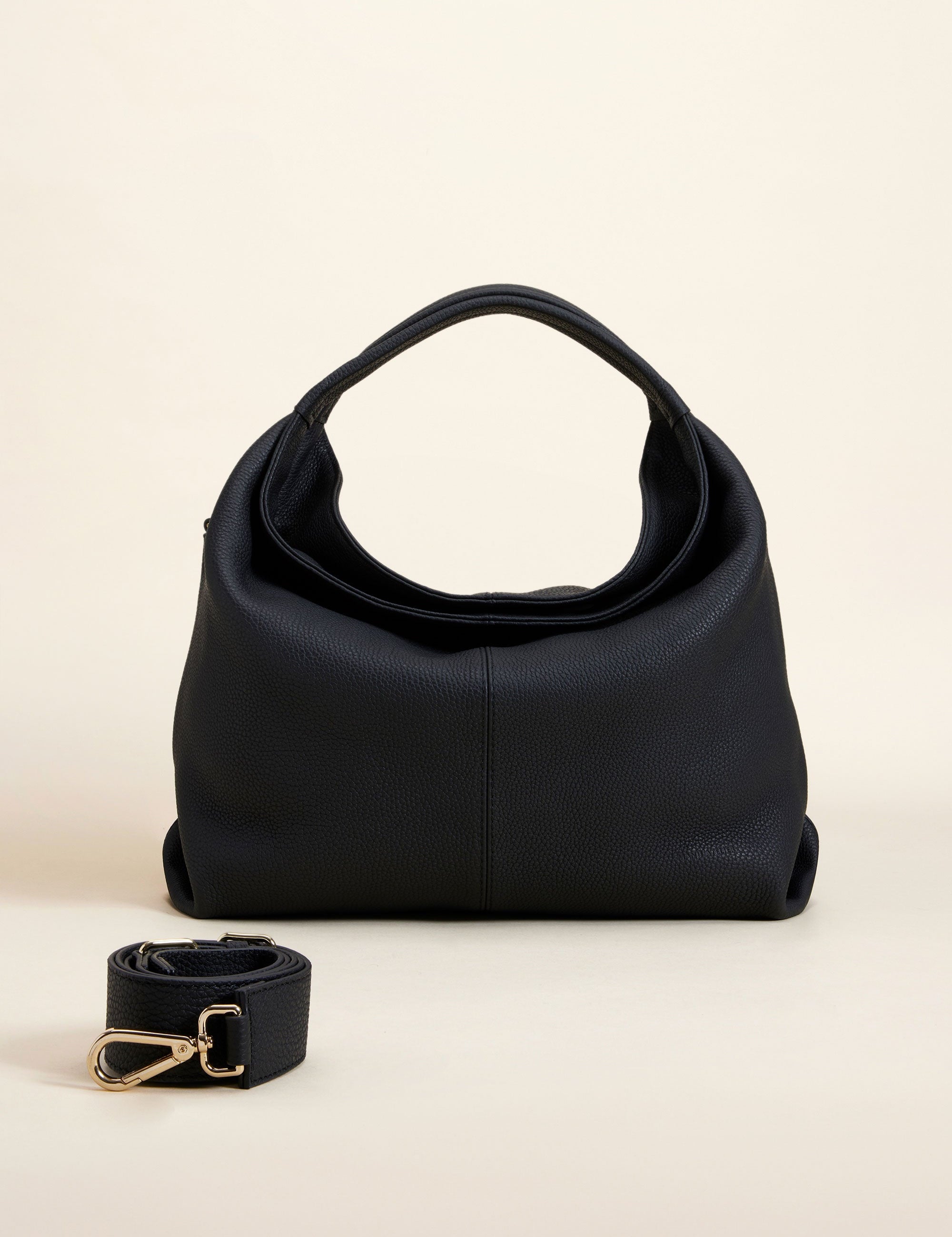 Gala Black Front