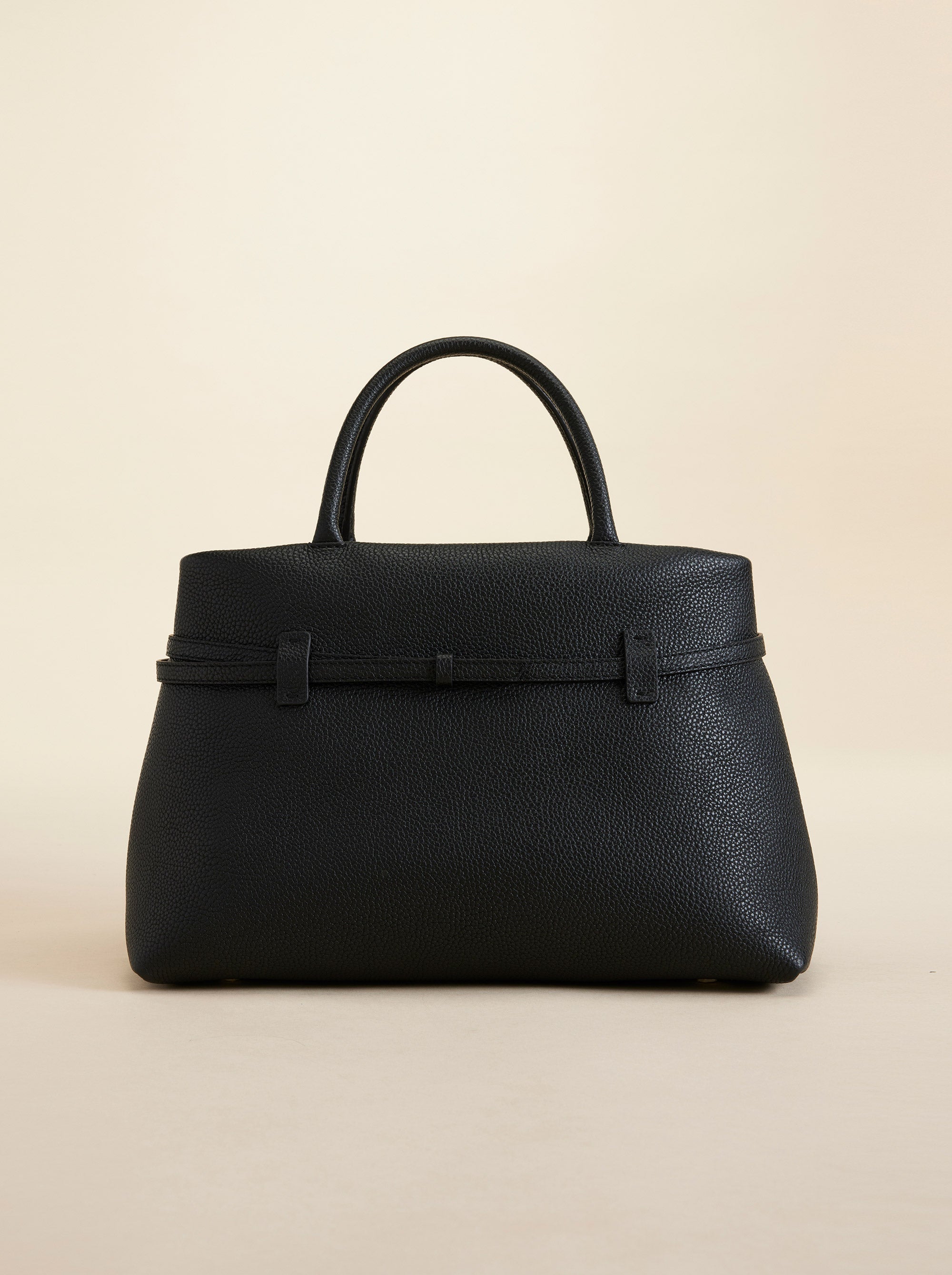 Le Cambon 35 Black Back