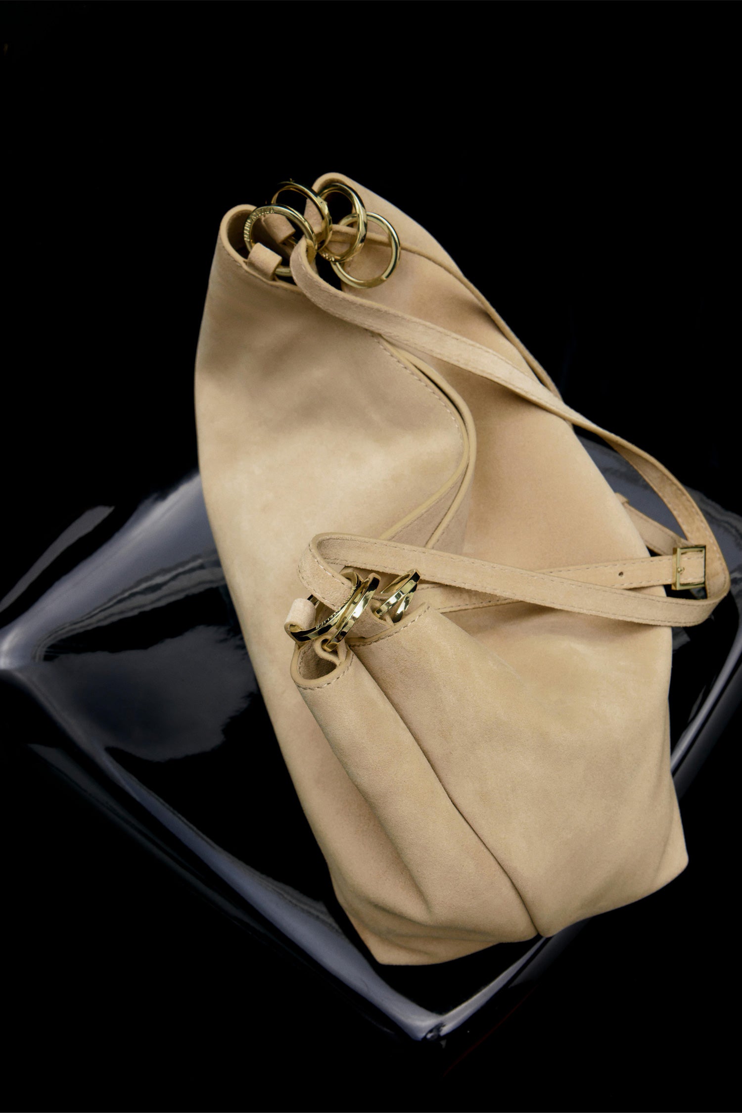 Le Cambon 20 Deep Brown by Manu Atelier