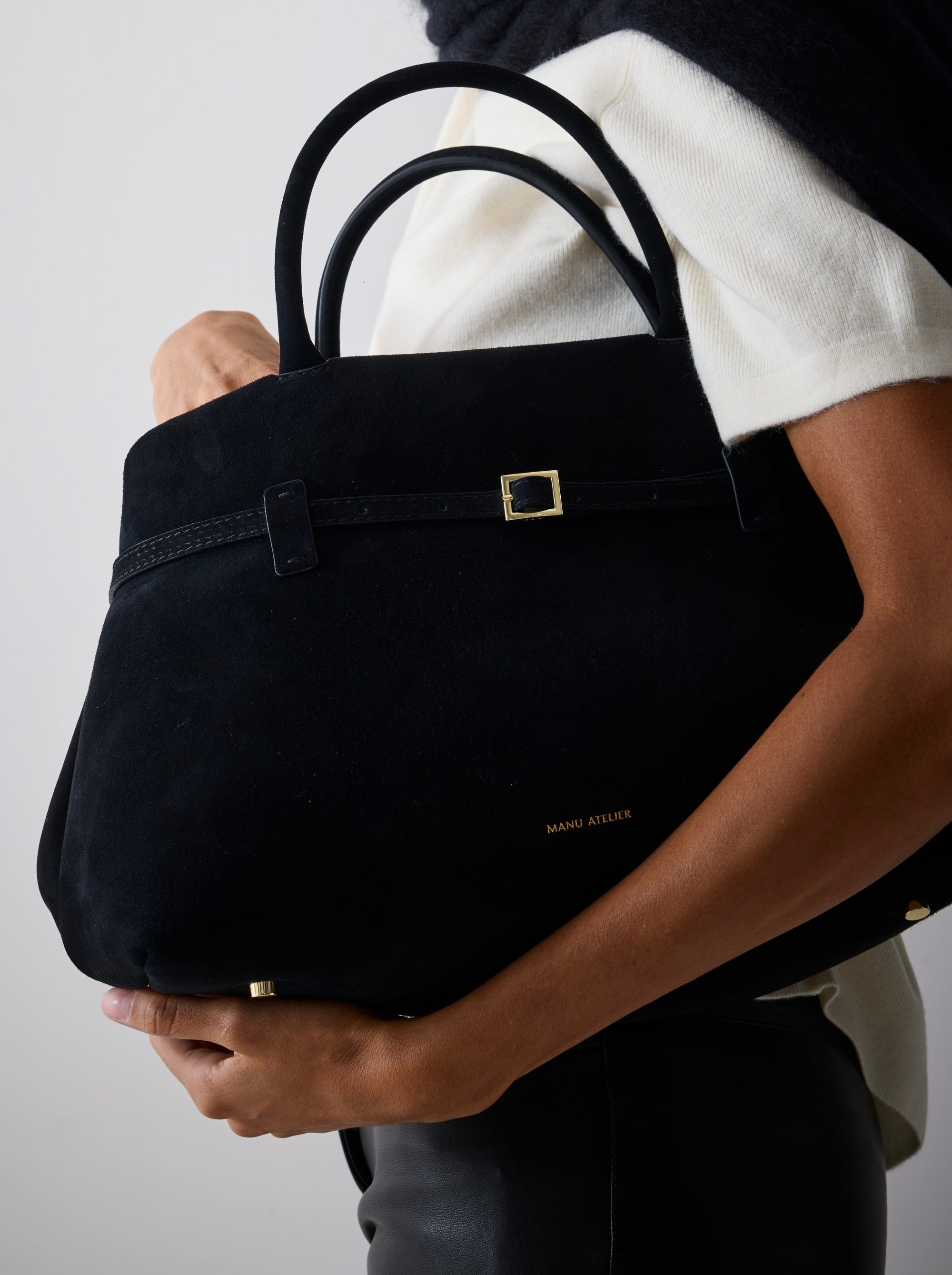 Le cambon 35 black suede on model