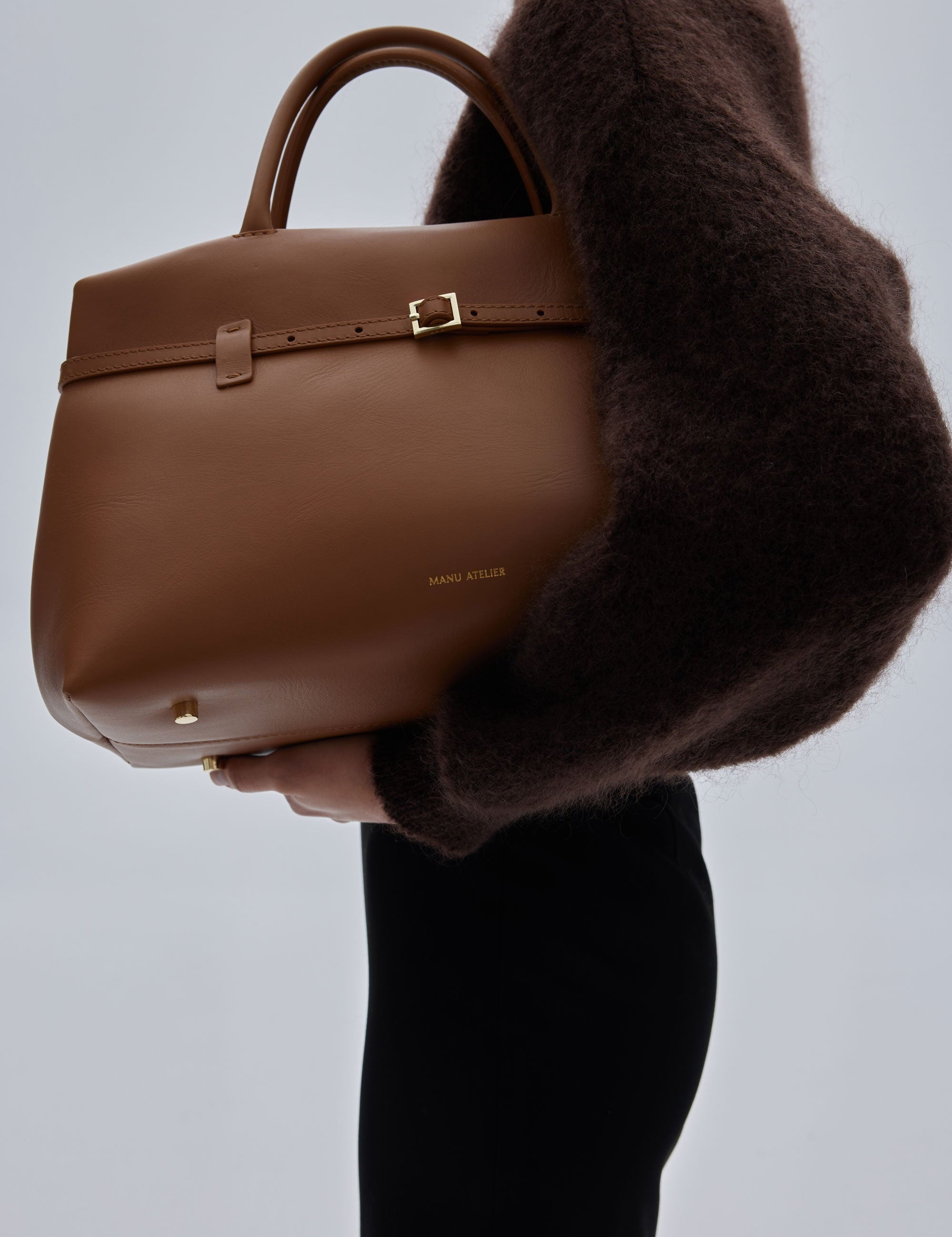 Le Cambon 35 Tan Soft on Model